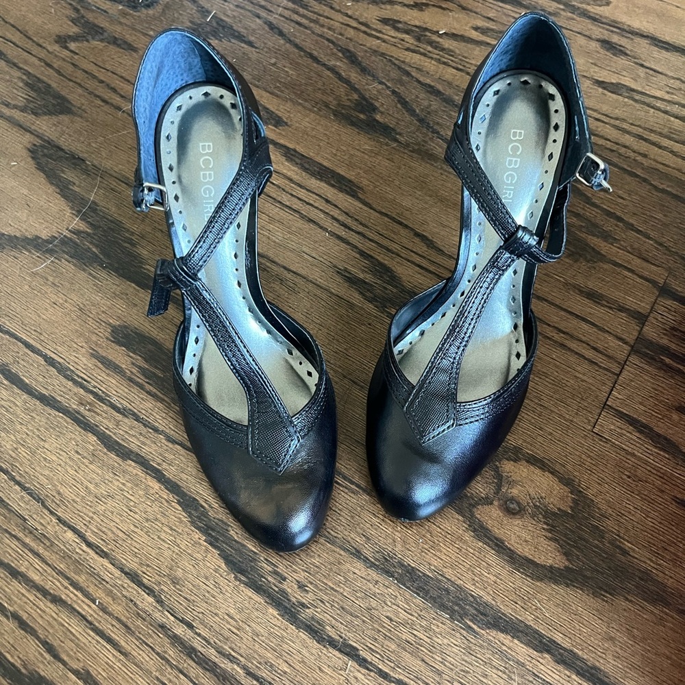 BCBG t-strap pumps